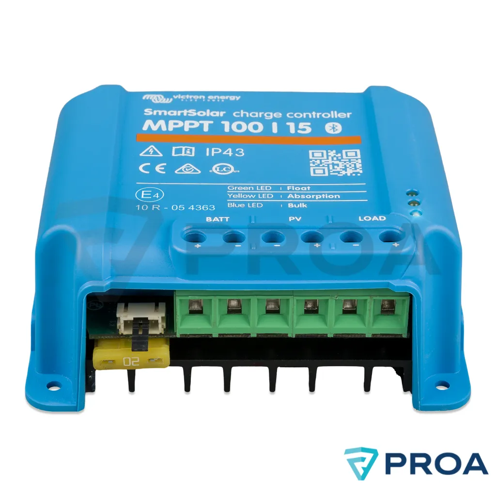 SmartSolar 100-15 diagonal.webp