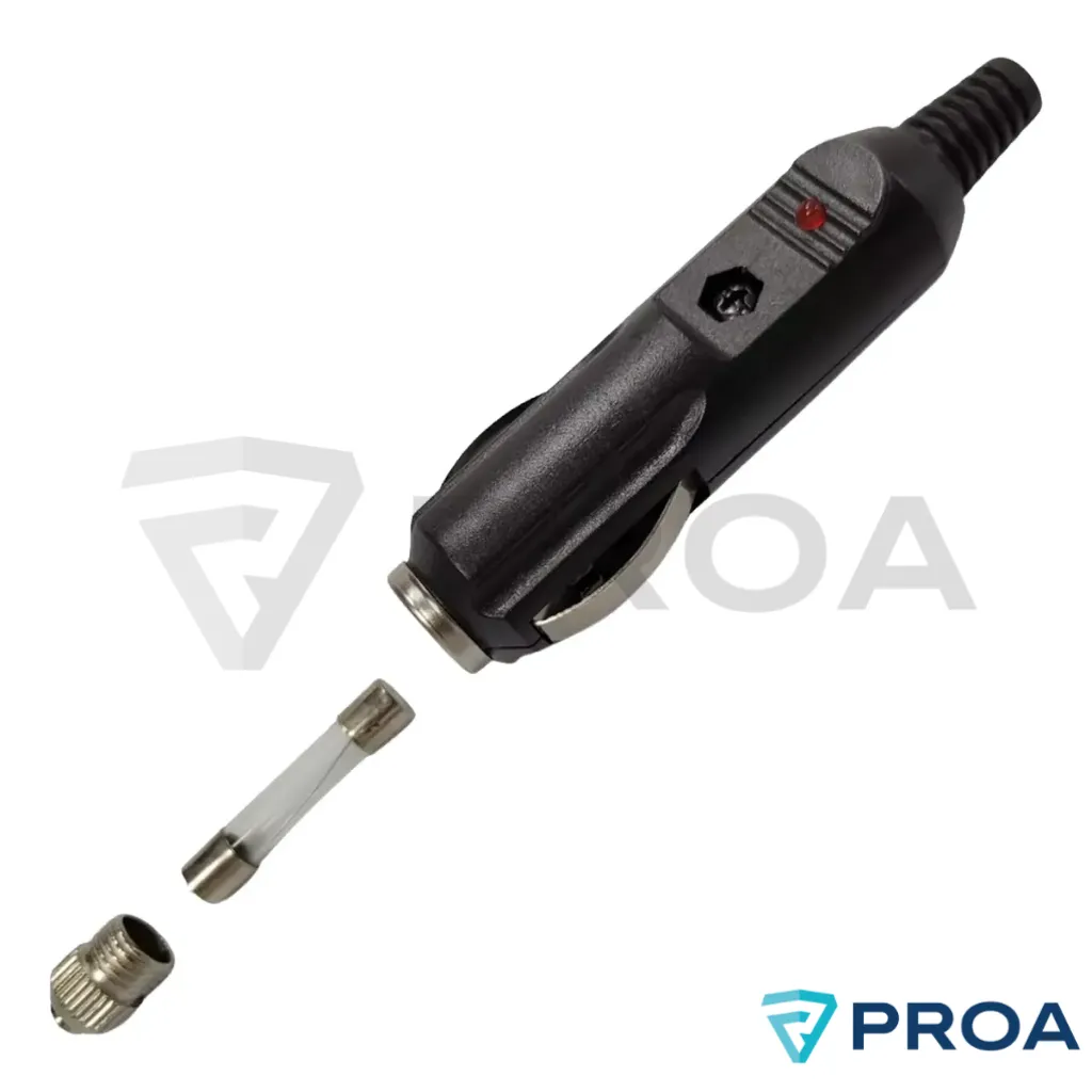 Ficha Macho Toma 12V con fusible.webp